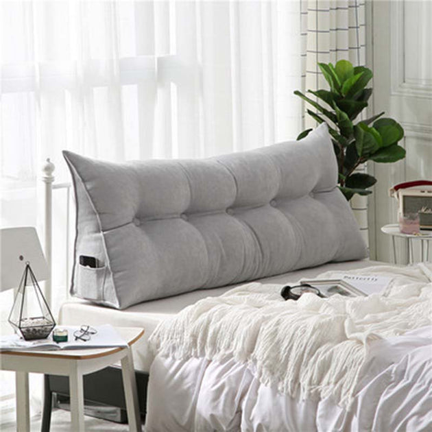 Head bed outlet pillow